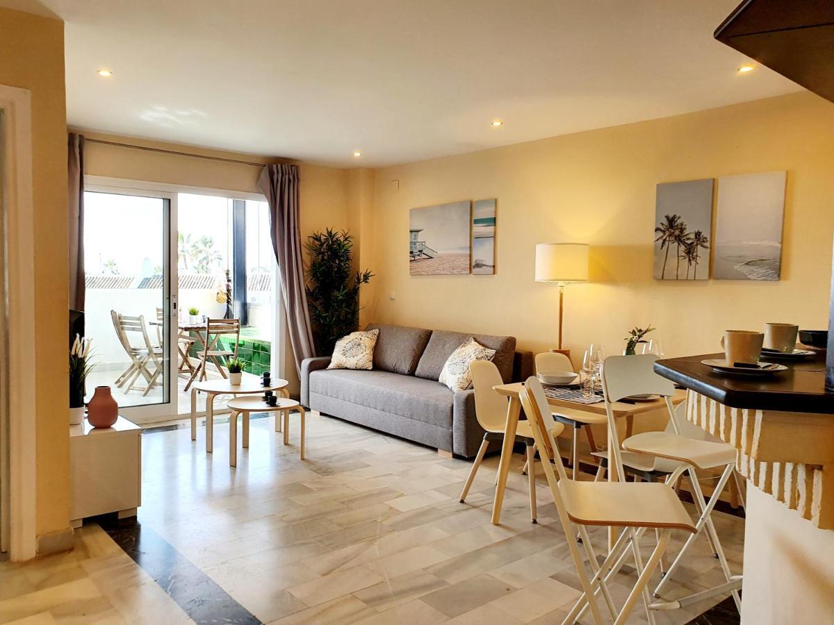 Cozy Apartment On The Beach Sitio de Calahonda Екстериор снимка