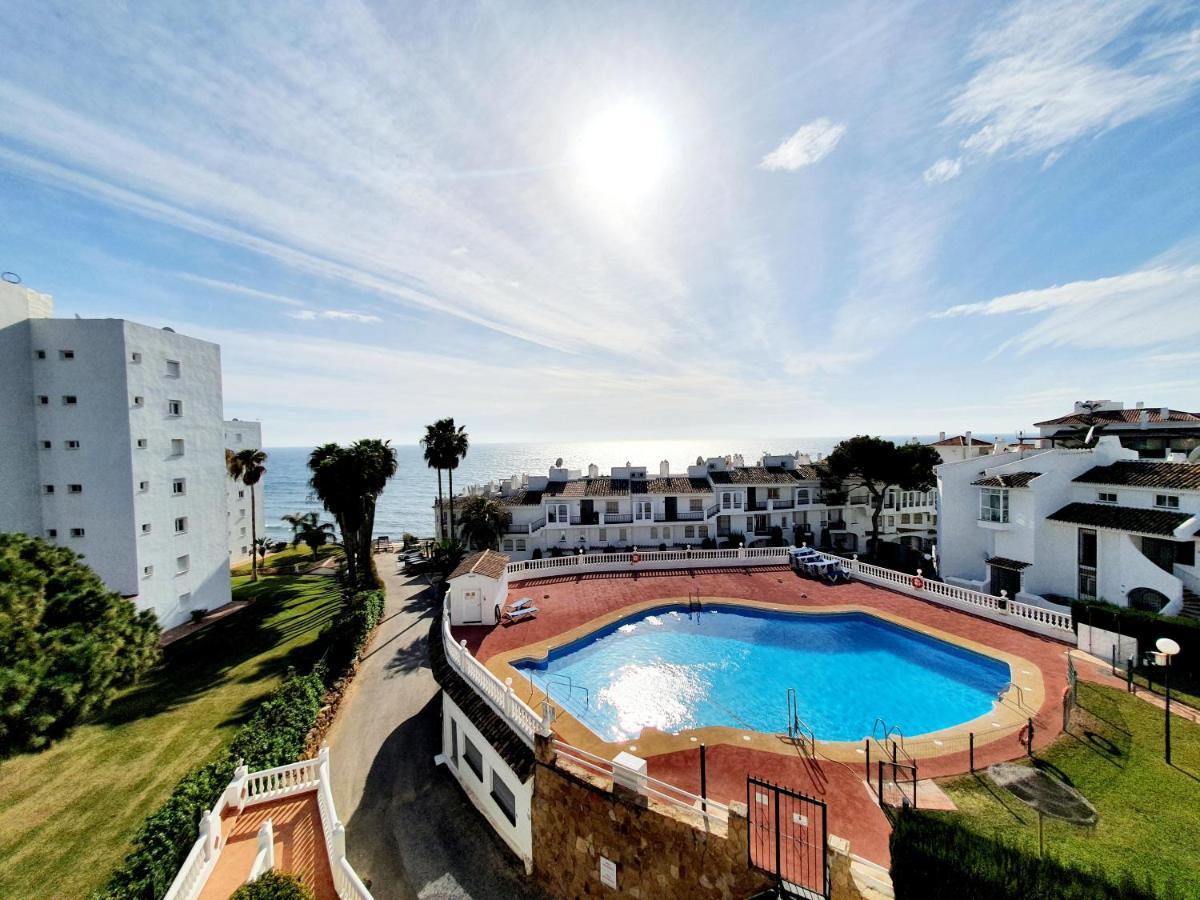 Cozy Apartment On The Beach Sitio de Calahonda Екстериор снимка