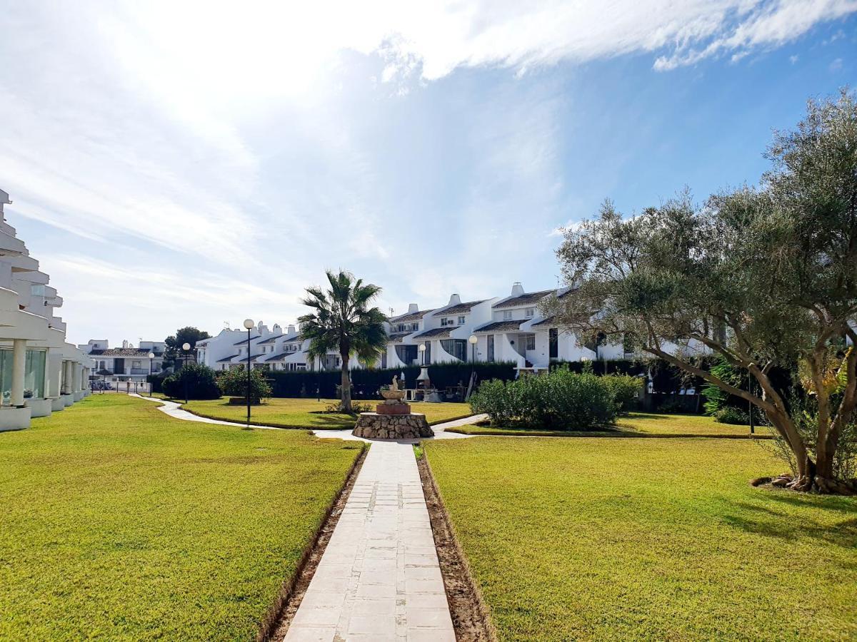 Cozy Apartment On The Beach Sitio de Calahonda Екстериор снимка