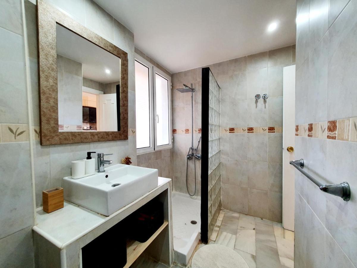 Cozy Apartment On The Beach Sitio de Calahonda Екстериор снимка