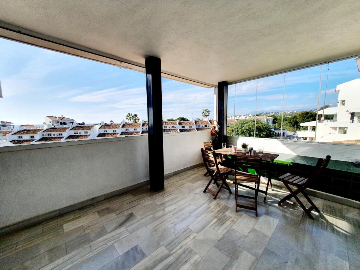 Cozy Apartment On The Beach Sitio de Calahonda Екстериор снимка