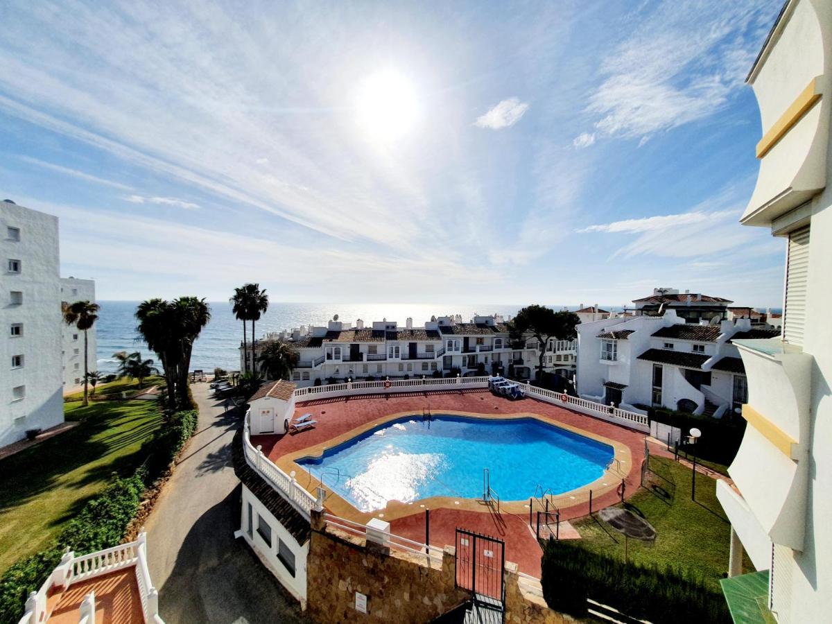 Cozy Apartment On The Beach Sitio de Calahonda Екстериор снимка
