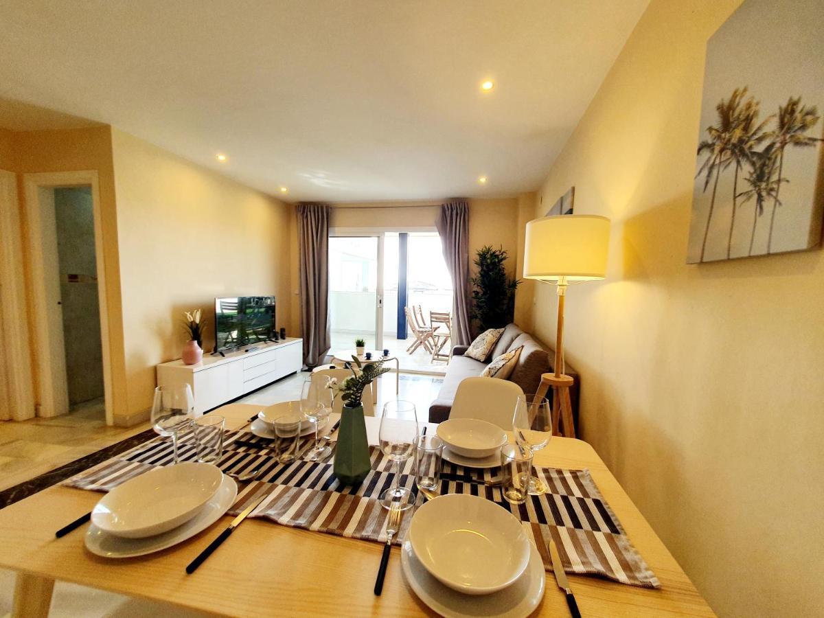 Cozy Apartment On The Beach Sitio de Calahonda Екстериор снимка