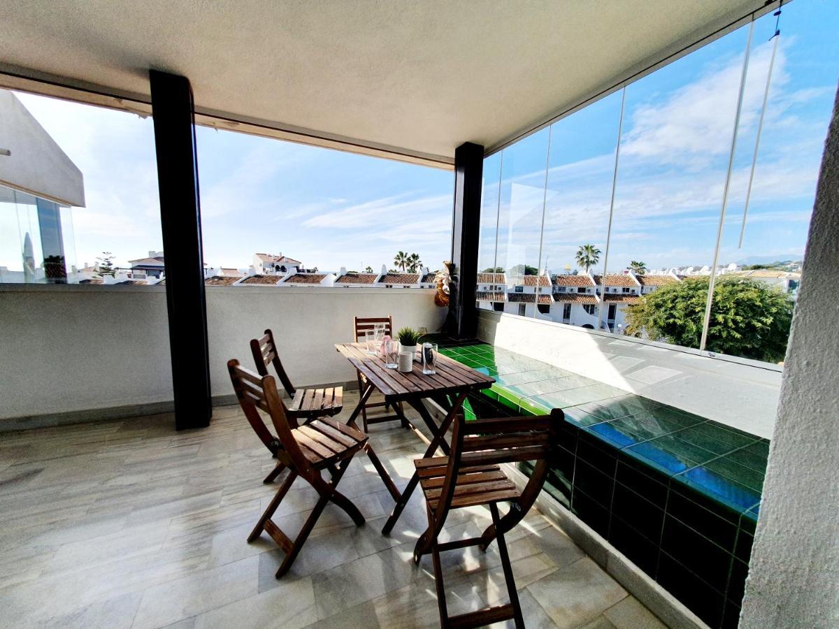 Cozy Apartment On The Beach Sitio de Calahonda Екстериор снимка