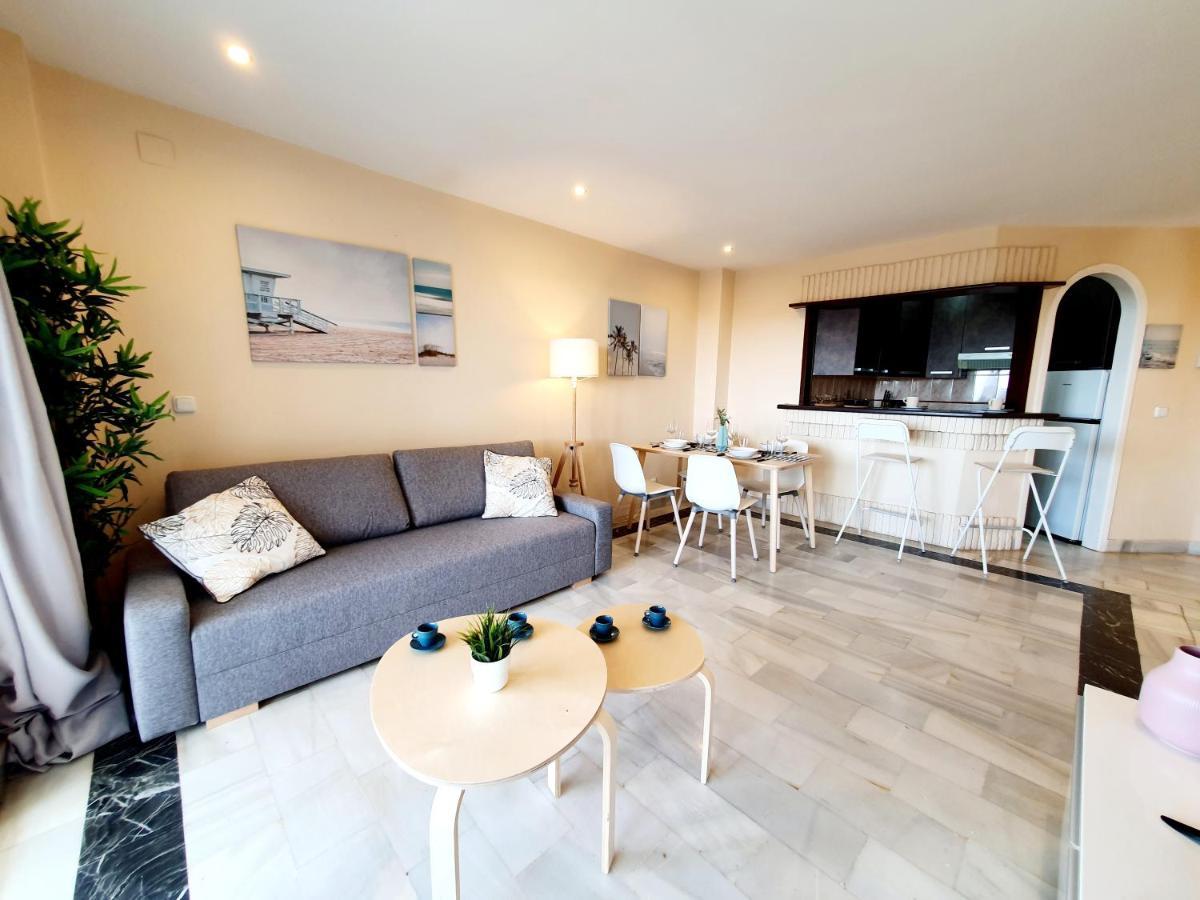 Cozy Apartment On The Beach Sitio de Calahonda Екстериор снимка